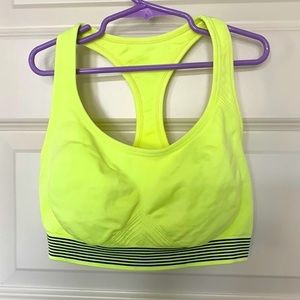 Victoria Secret VSX sports bra